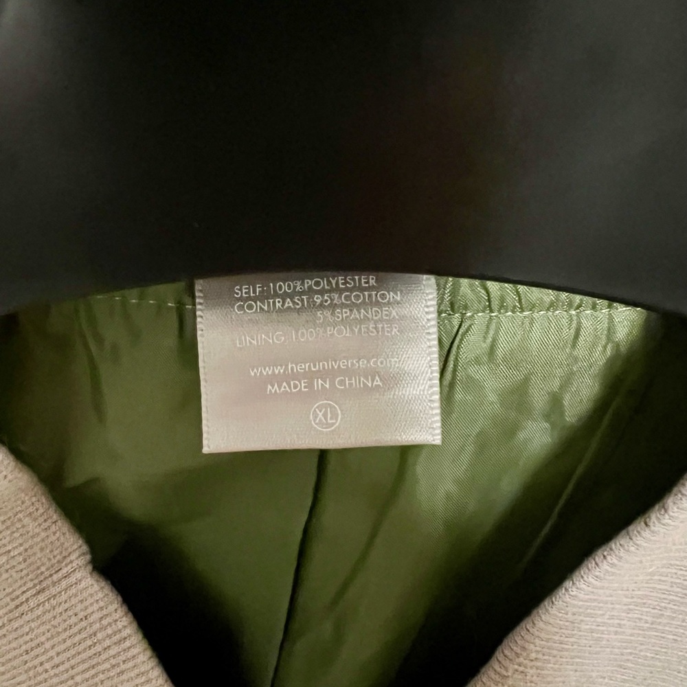 Her Universe Olive Green Boba Fett Star Wars Lightweight Bomber Jacket | Size XL - Picture 7 of 7